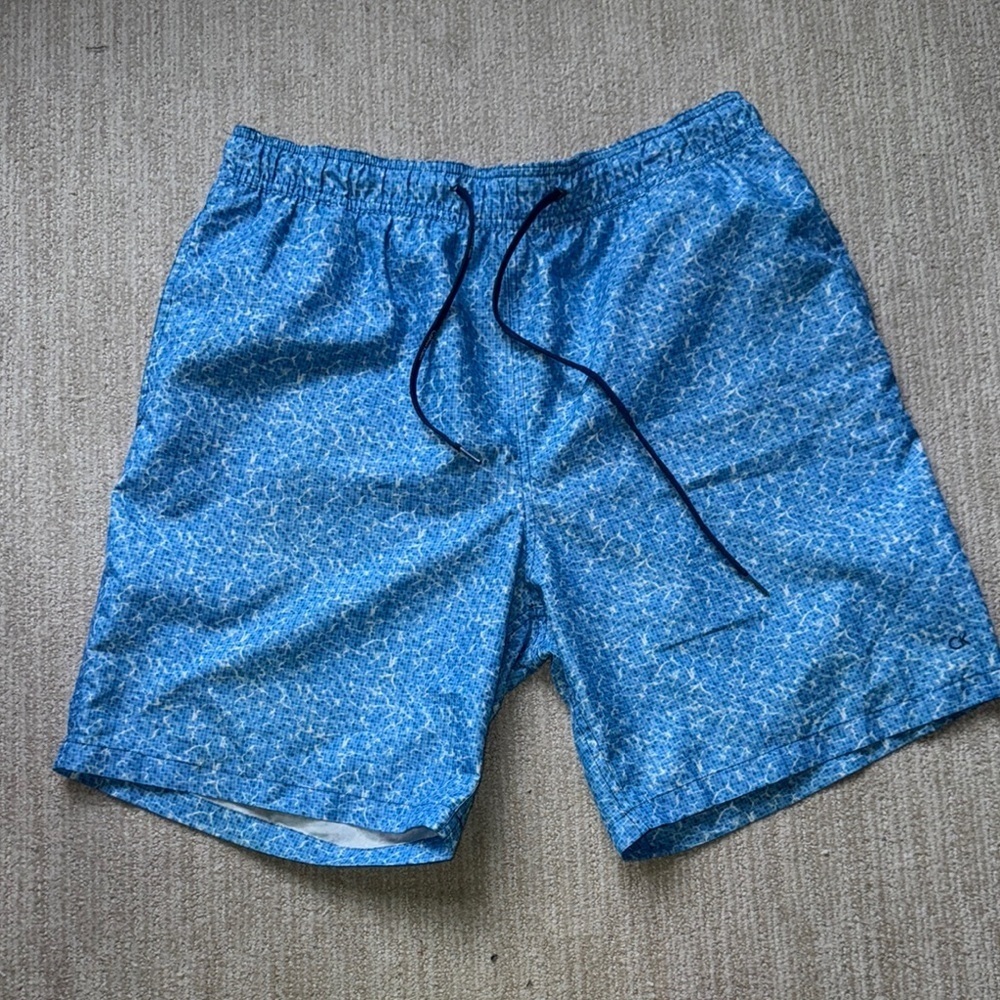 Calvin Klein Blue Swim Trunks Men’s Size L Drawstring Pockets Mesh Liner